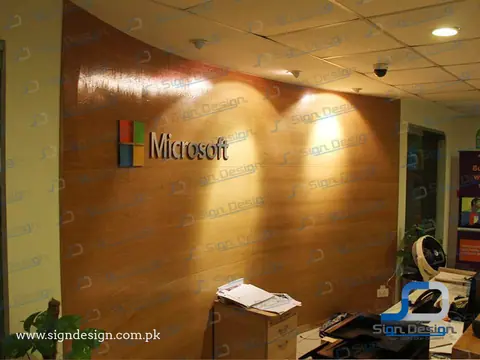 Microsoft Signage – project image 2