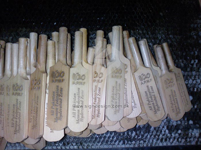 Engraved Keychain Bats for T20