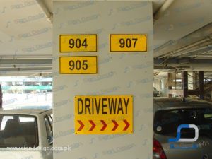 Parsa Tower Parking Signs Traffic Sign HIP Diamond Grade
